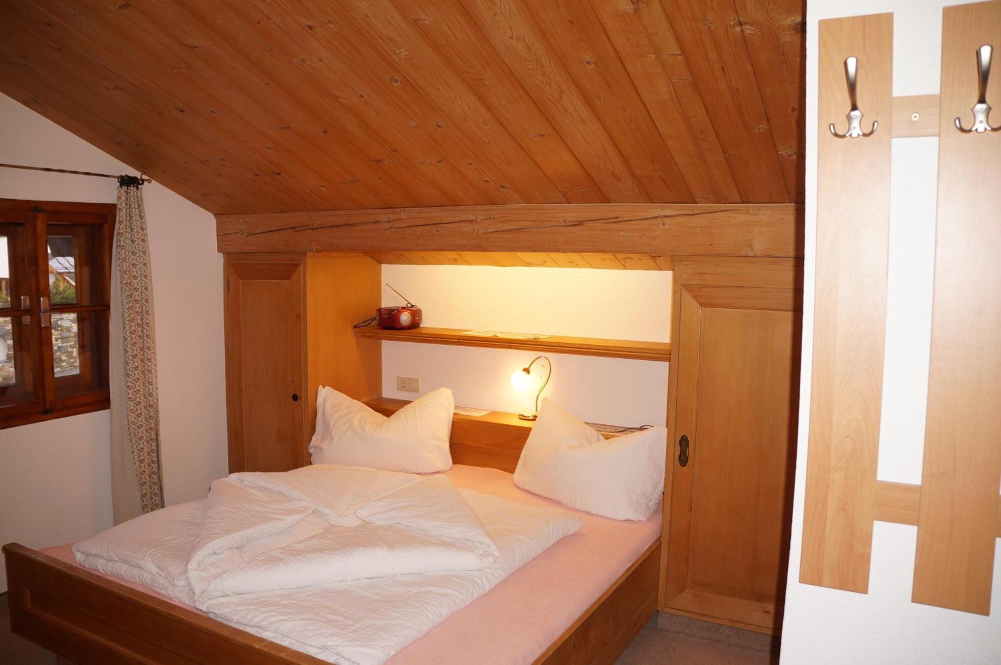 Landhaus Sonnenberg St. Anton am Arlberg Zimmer foto